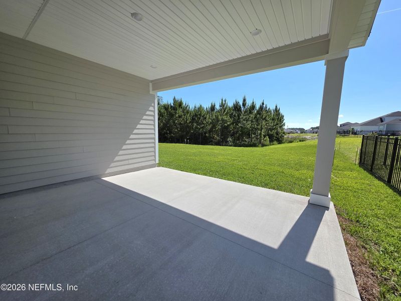 Exterior details and patio area of a home in Hyland Trail, Green Cove Springs (Image 18).