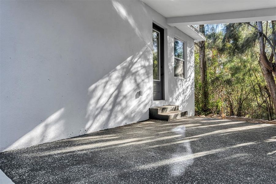 Exterior details and patio area of a home in , New Smyrna Beach (Image 4).