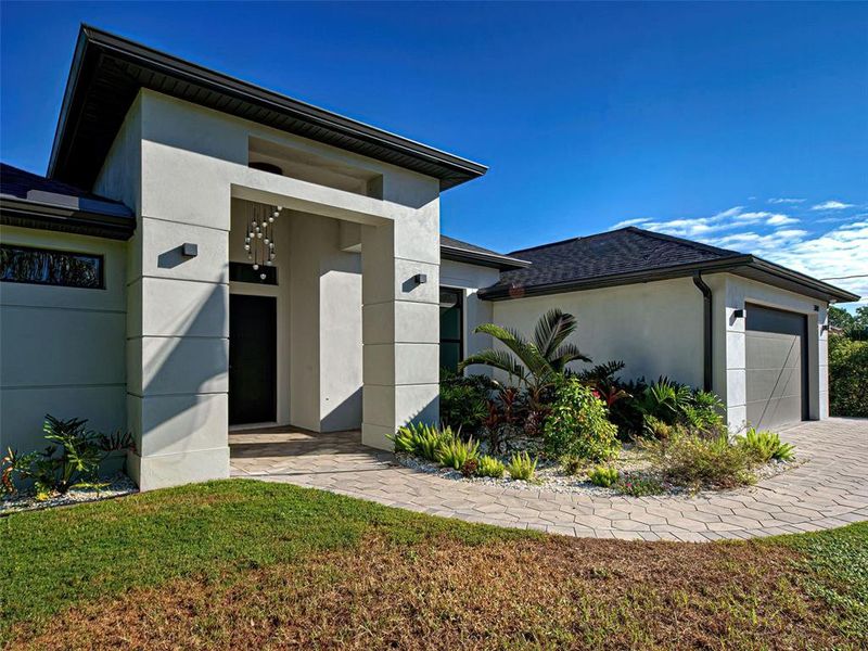 Exterior details and patio area of a home in , North Port (Image 23).