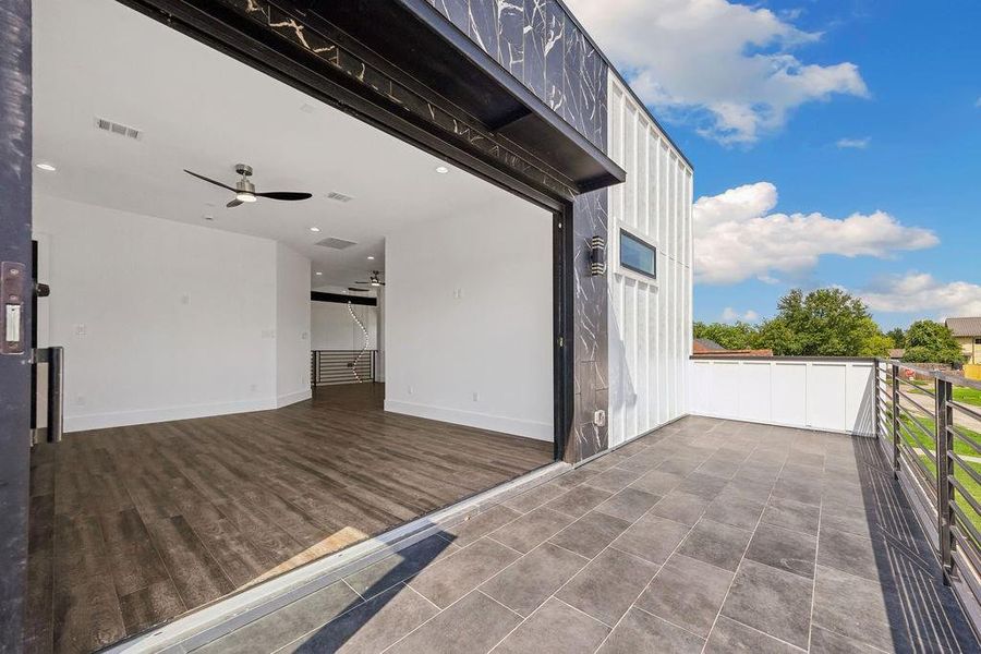 Exterior details and patio area of a home in , Houston (Image 27). Exterior details and patio area of a home in , Houston (Image 27).