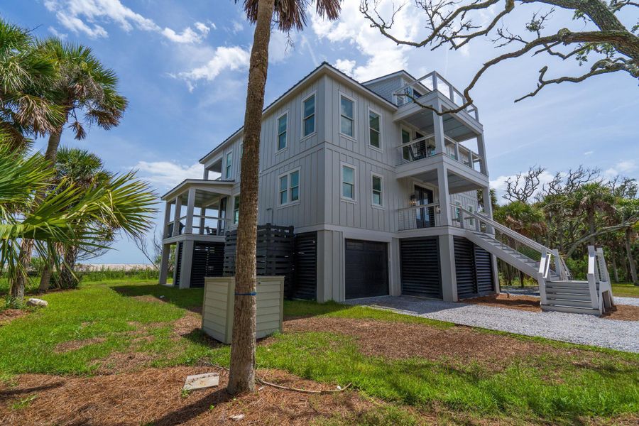 Image 73 of a home in .