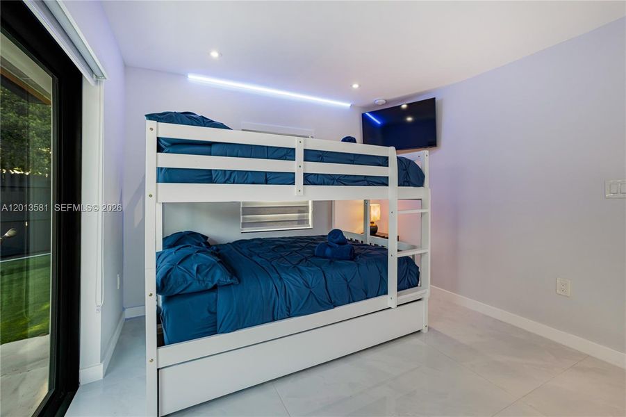 Furnished interior view inside a new home in , Fort Lauderdale (Image 12).