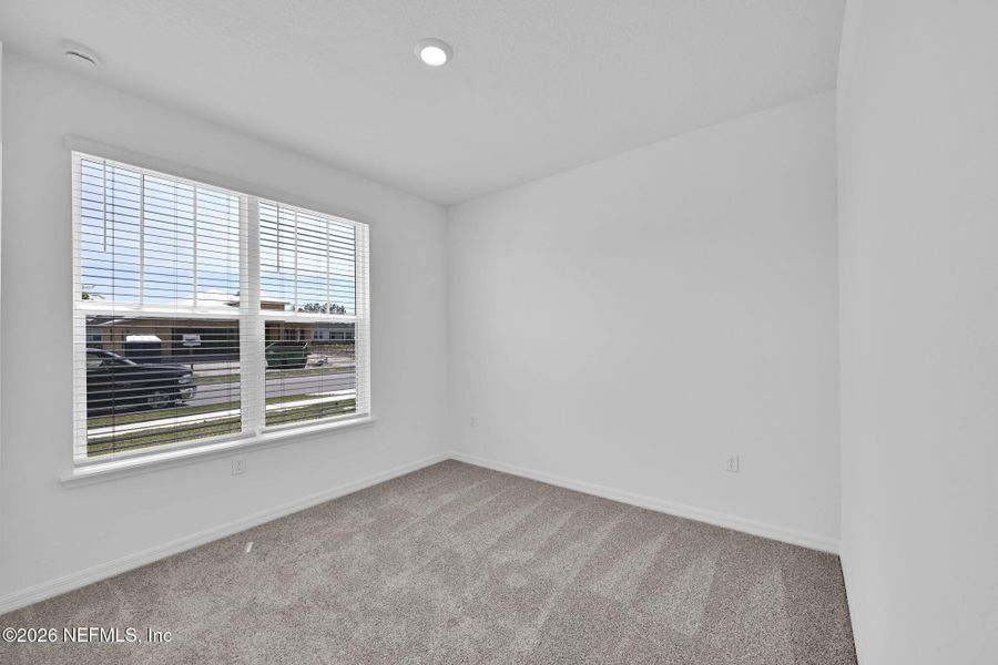 Spacious, unfurnished interior of a new home in Hyland Trail, Green Cove Springs (Image 23).