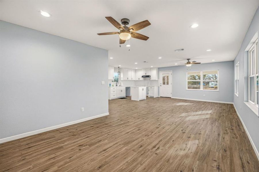 Spacious, unfurnished interior of a new home in , Graham (Image 12).