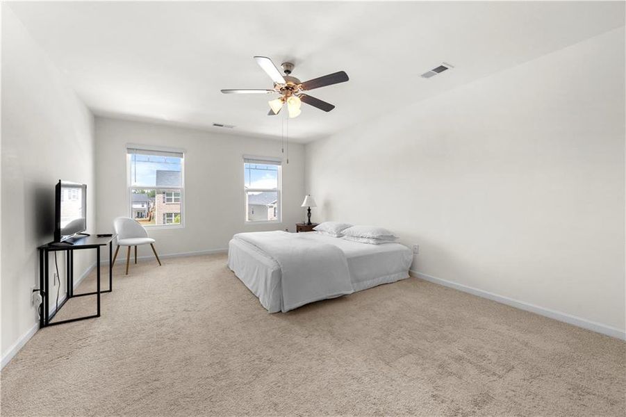 Furnished interior view inside a new home in Summerwind, Dacula (Image 27).
