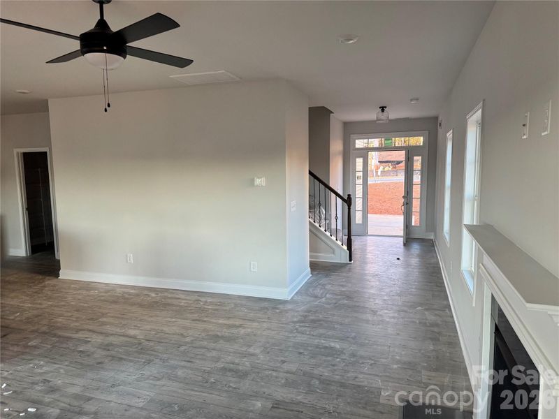 Spacious, unfurnished interior of a new home in Village at Parkside, Gastonia (Image 9).