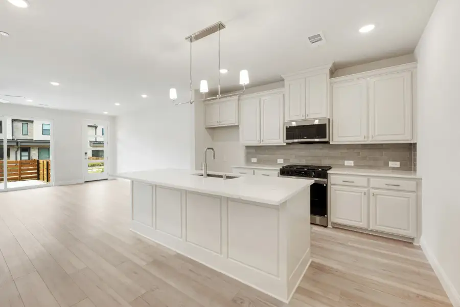 Furnished interior view inside a new home in Ten Mile Creek, Celina (Image 9).