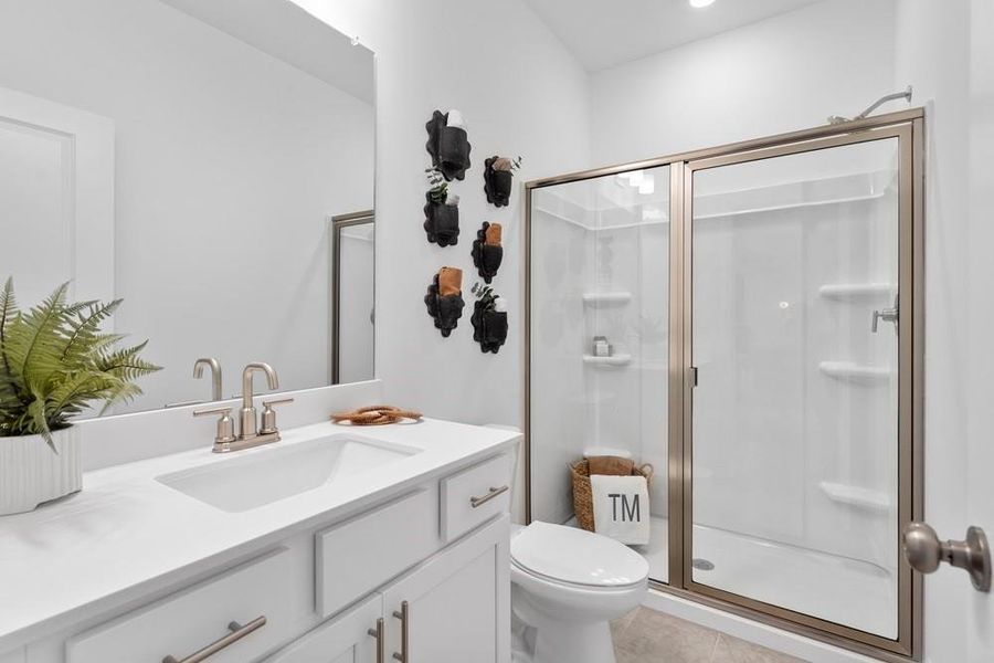 Furnished interior view inside a new home in Auburn Glen, Dacula (Image 9).
