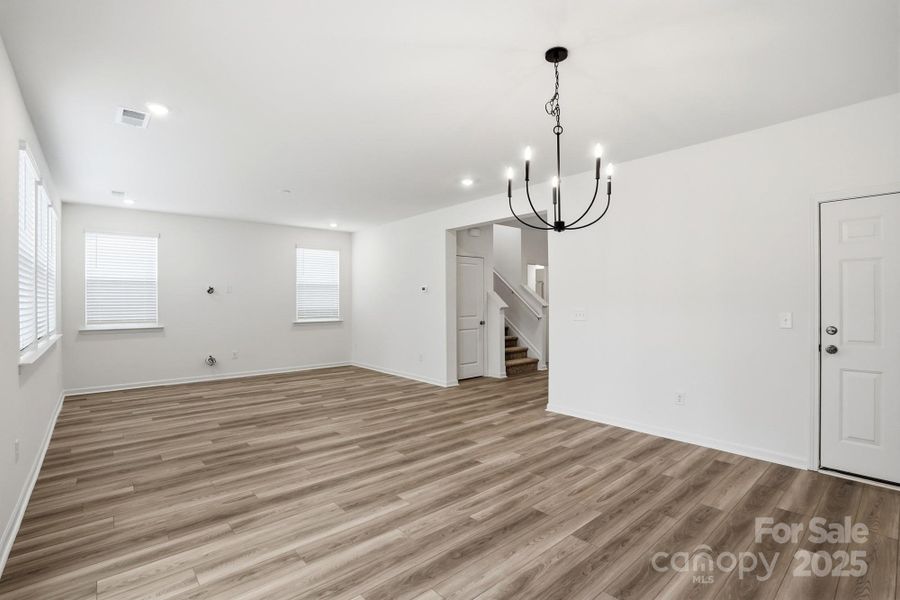 Spacious, unfurnished interior of a new home in Wilson Creek, Indian Land (Image 31).