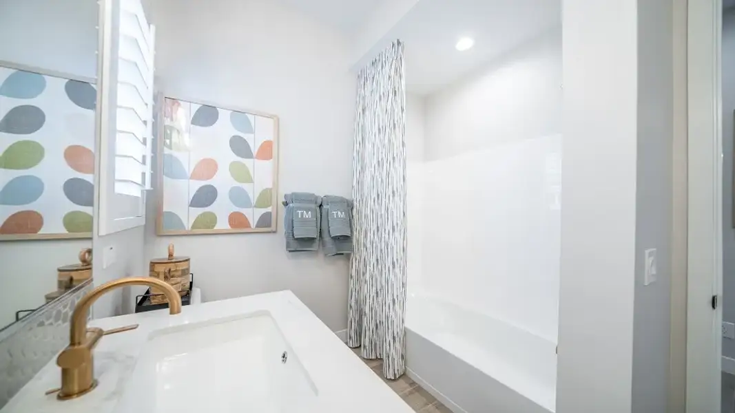 Furnished interior view inside a new home in Allen Ranches, Litchfield Park (Image 19).