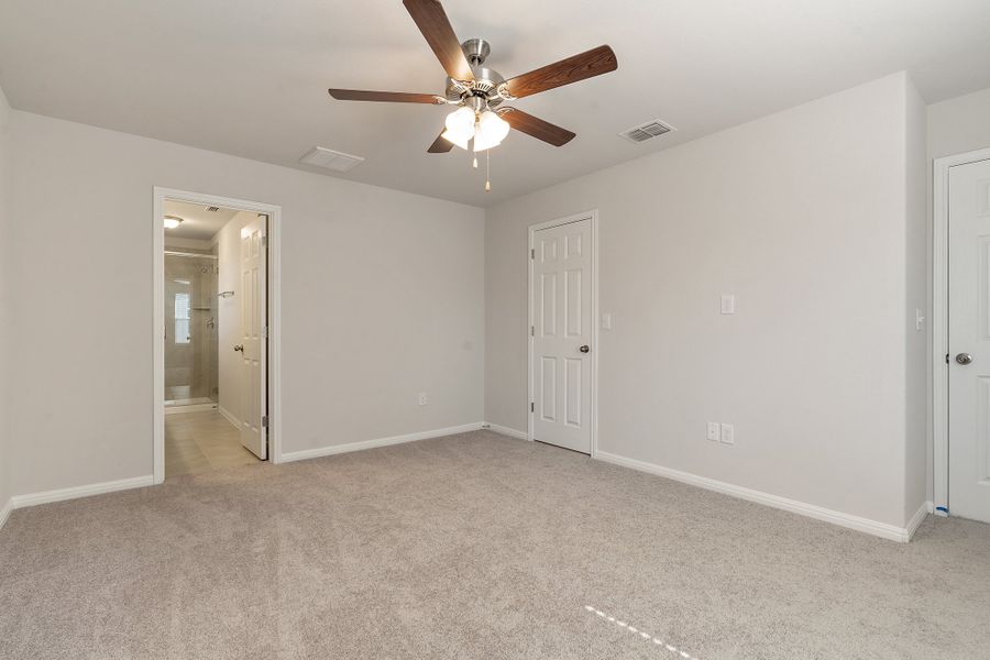 022_dsc01400_52353455485_o