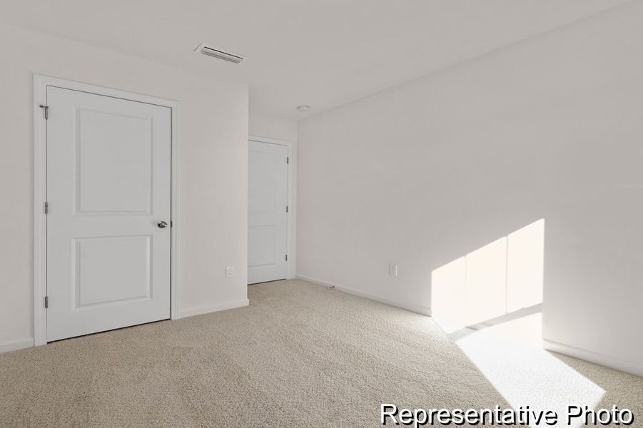 Spacious, unfurnished interior of a new home in Morgan Hills, Albemarle (Image 19).