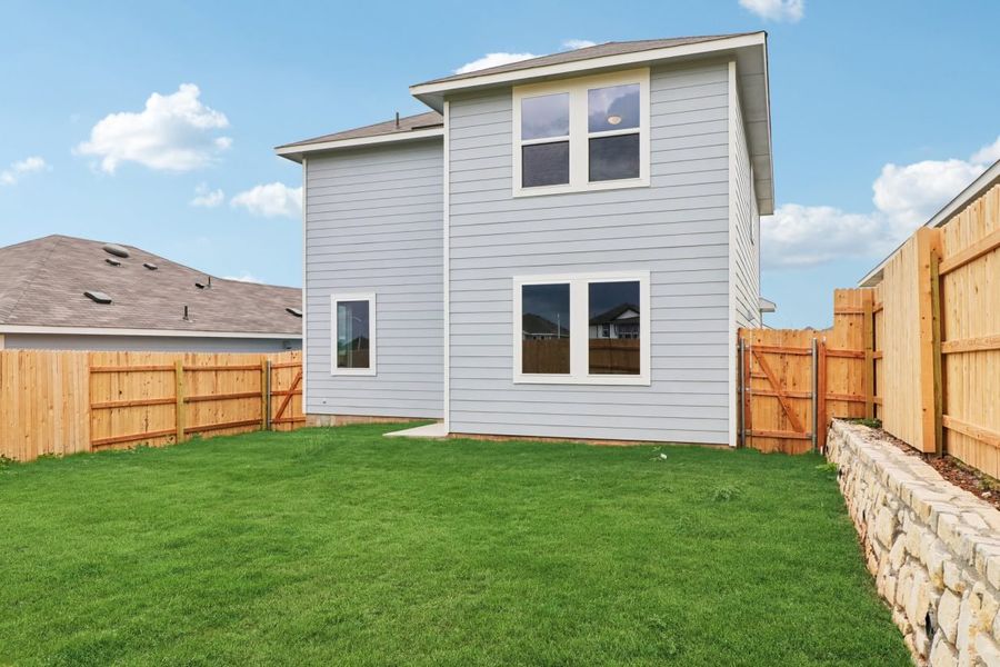 Exterior details and patio area of a home in Edgebrooke, Pflugerville (Image 4).