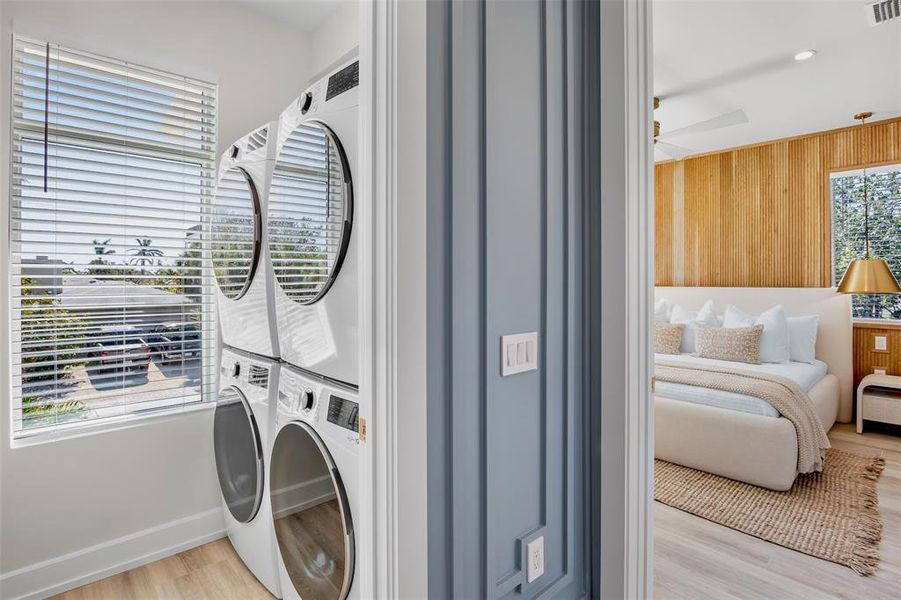 Furnished interior view inside a new home in , Anna Maria (Image 31).