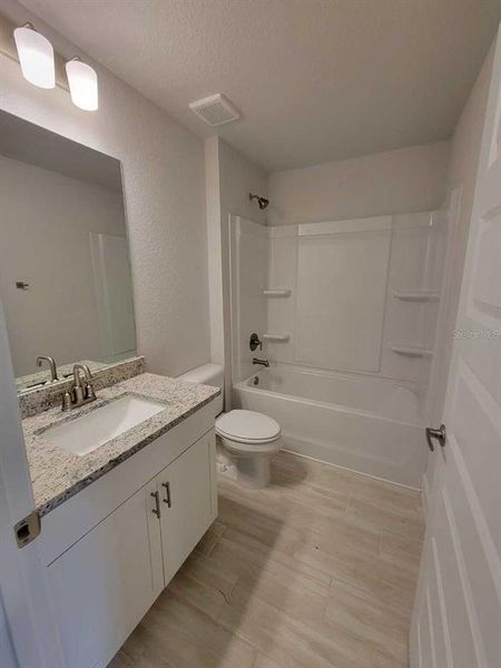 Furnished interior view inside a new home in , Ocala (Image 9).