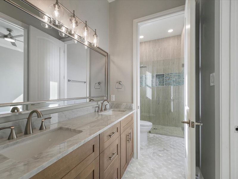 Furnished interior view inside a new home in , Freeport (Image 14).