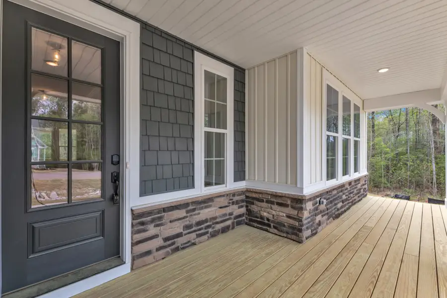 Representative exterior details of a home built from the The Chandler by RobuckHomes in Baylee Ridge, Selma (Image 57). Representative exterior details of a home built from the The Chandler by RobuckHomes in Baylee Ridge, Selma (Image 57).