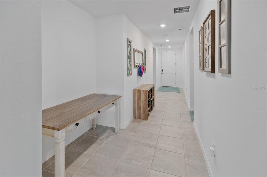 Furnished interior view inside a new home in , Winter Haven (Image 26).