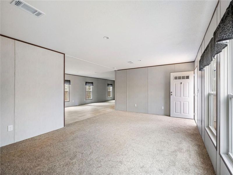 Spacious, unfurnished interior of a new home in , Lula (Image 30).