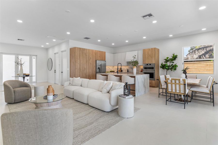 Furnished interior view inside a new home in , Pompano Beach (Image 23).