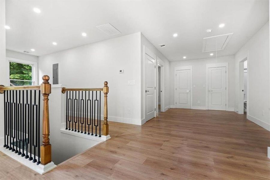 Spacious, unfurnished interior of a new home in , Atlanta (Image 25). Spacious, unfurnished interior of a new home in , Atlanta (Image 25).