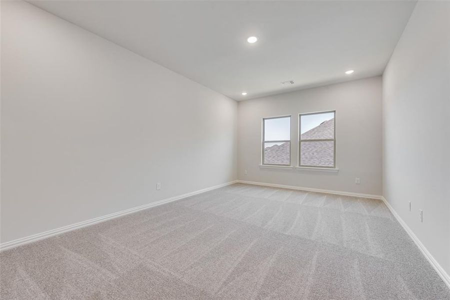 Spacious, unfurnished interior of a new home in Sutton Fields, Celina (Image 25).