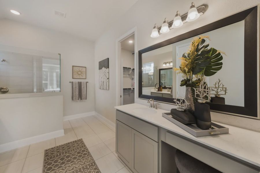 Representative furnished interior of a home built from the Hampton by Chesmar Homes in Esperanza 50's, Boerne (Image 10).