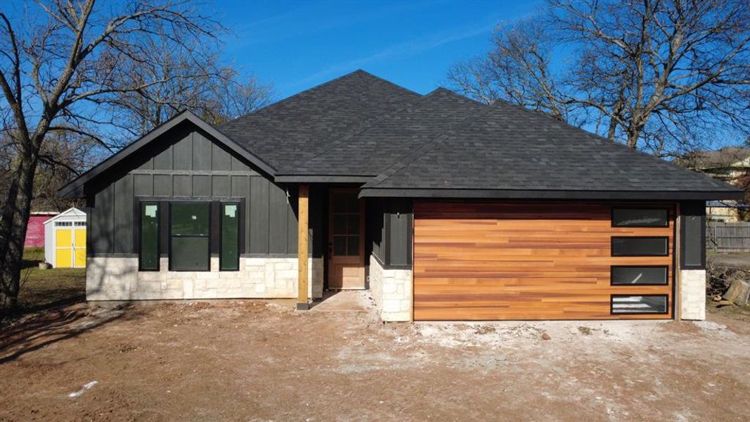 Image 9 of a home in . Image 9 of a home in .