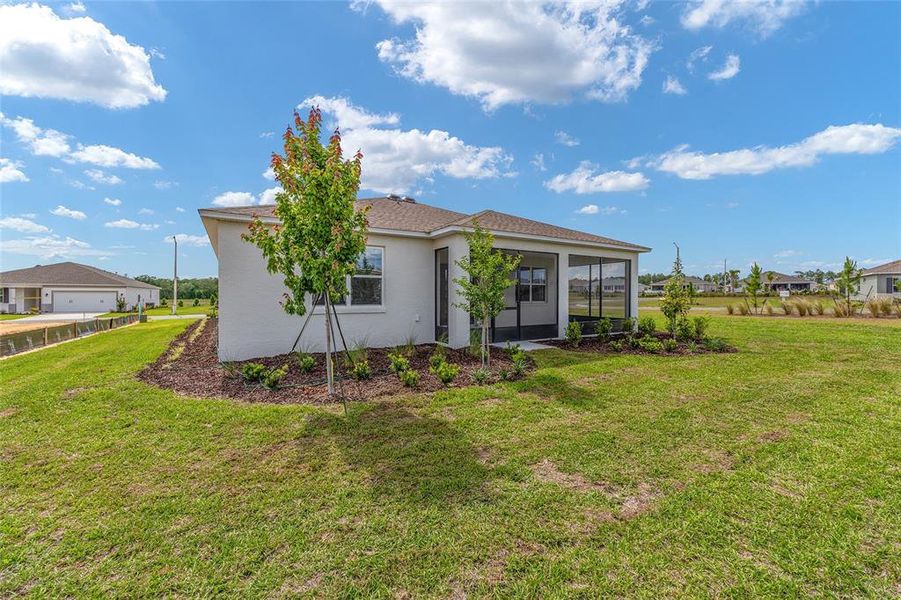 Exterior details and patio area of a home in , Ocala (Image 23). Exterior details and patio area of a home in , Ocala (Image 23).