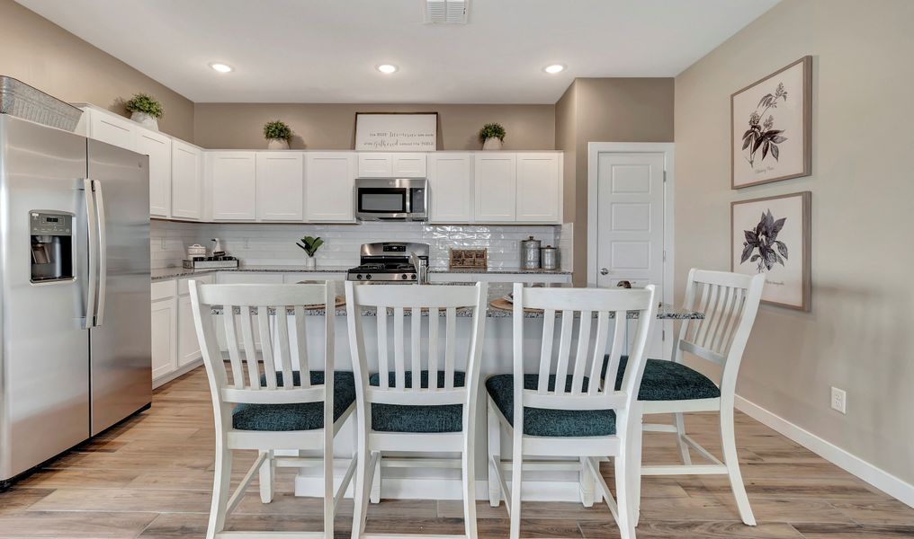 Image 13 of the The Lakes at Rancho El Dorado community in Maricopa, AZ.