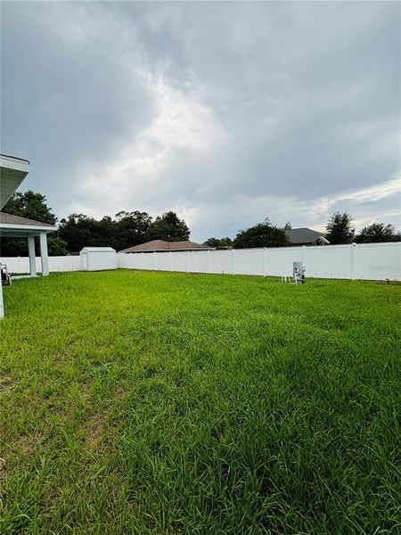 Exterior details and patio area of a home in , Ocala (Image 26).