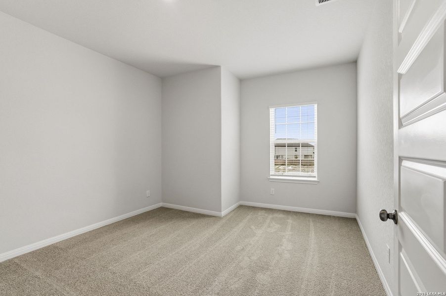 Spacious, unfurnished interior of a new home in Melissa Ranch, San Antonio (Image 41). Spacious, unfurnished interior of a new home in Melissa Ranch, San Antonio (Image 41).
