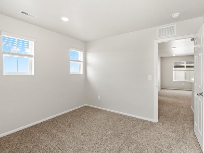Spacious, unfurnished interior of a new home in Westgate, Greeley (Image 18).