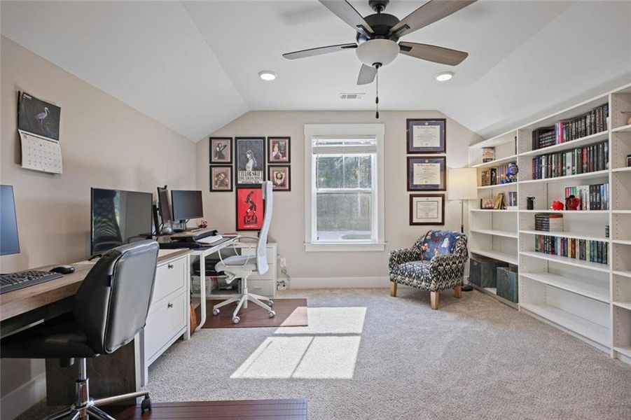 Furnished interior view inside a new home in , Dallas (Image 30).