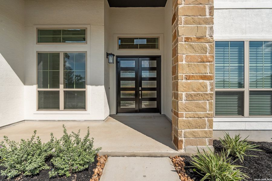 Exterior details and patio area of a home in , San Antonio (Image 3).