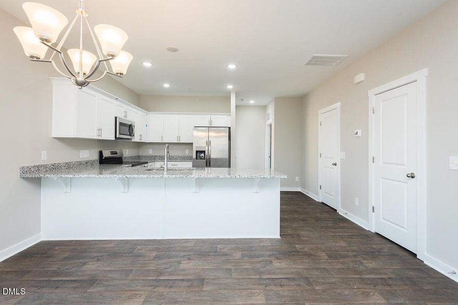 TH 1425 - END UNIT - E