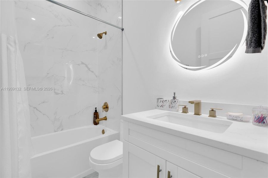 Furnished interior view inside a new home in , Lehigh Acres (Image 6). Furnished interior view inside a new home in , Lehigh Acres (Image 6).