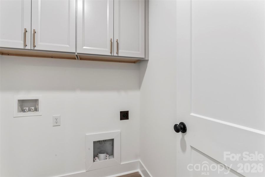 Spacious, unfurnished interior of a new home in , Fort Mill (Image 23).