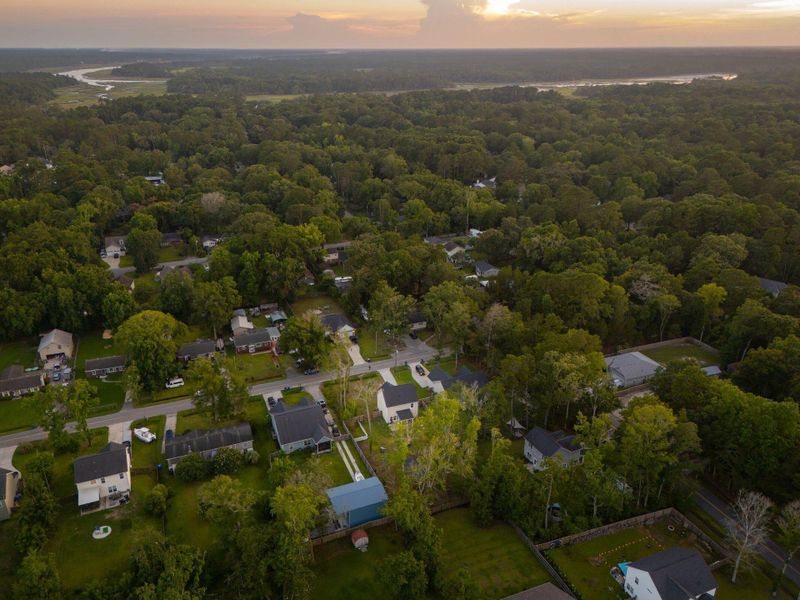 Image 37 of a home in . Image 37 of a home in .