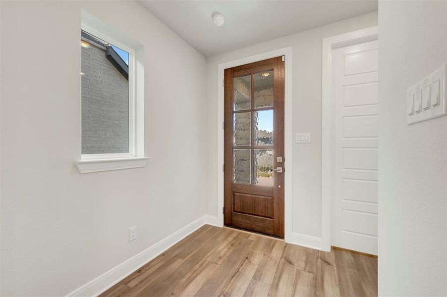 Spacious, unfurnished interior of a new home in Painted Tree Woodland West – Cottages, McKinney (Image 16).