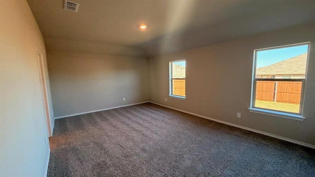 Spacious, unfurnished interior of a new home in Rosewood at Beltmill, Fort Worth (Image 8). Spacious, unfurnished interior of a new home in Rosewood at Beltmill, Fort Worth (Image 8).