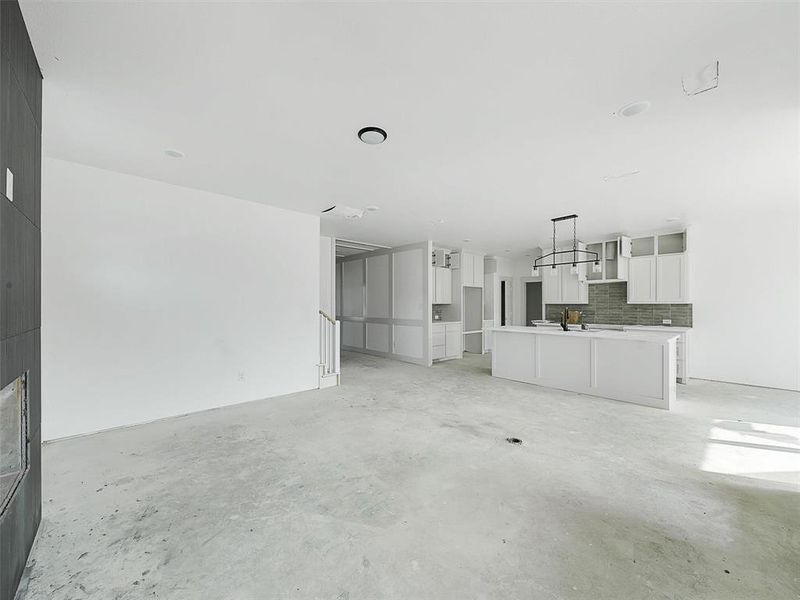 Image 38 of a home in .