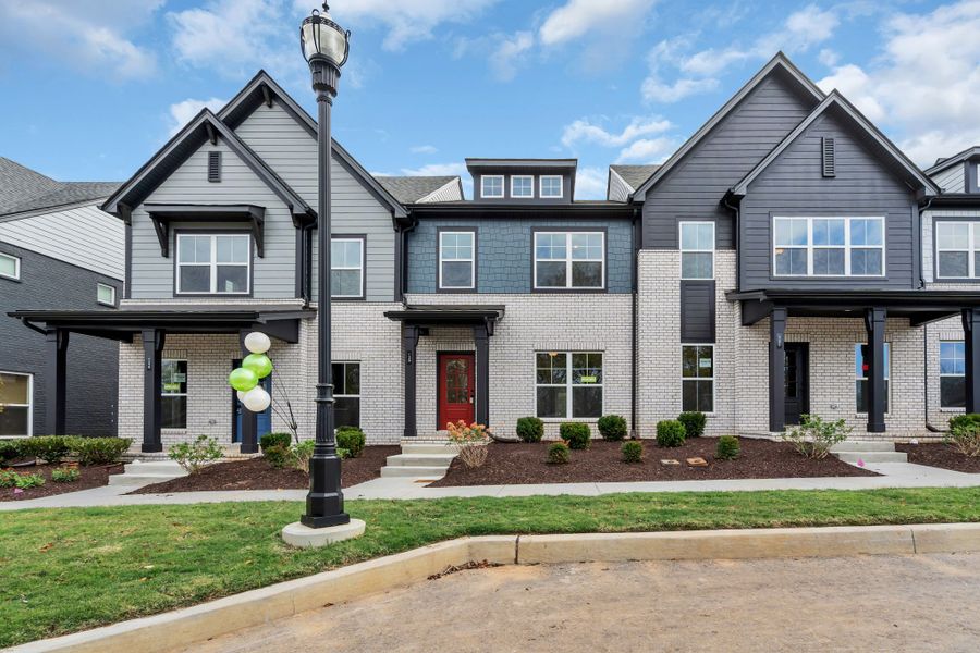 Image 23 of a home in Anderson Park.