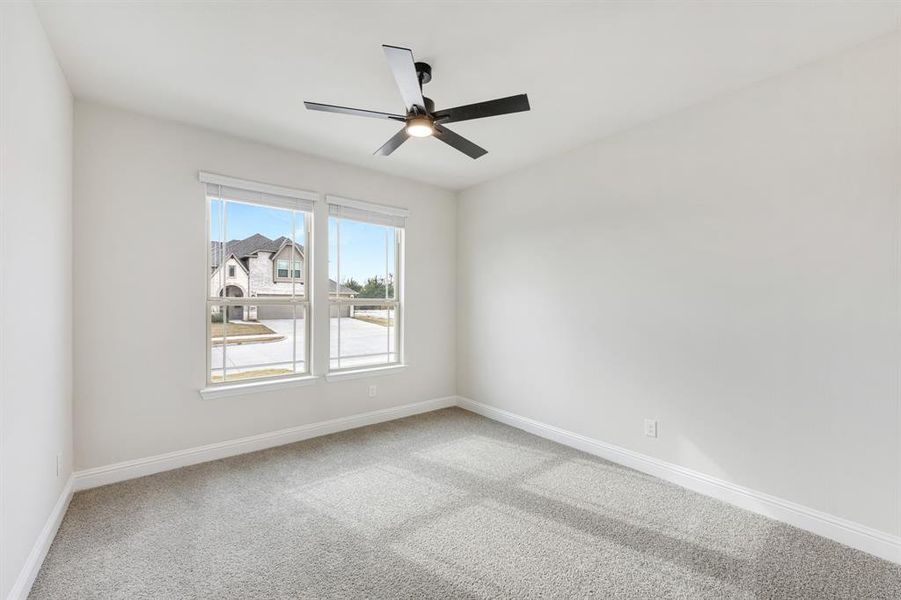 Spacious, unfurnished interior of a new home in Liberty, Melissa (Image 24).