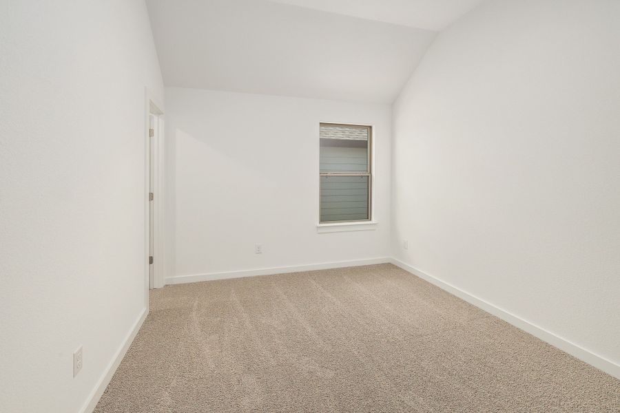 Spacious, unfurnished interior of a new home in Prairie Winds, Hutto (Image 26).