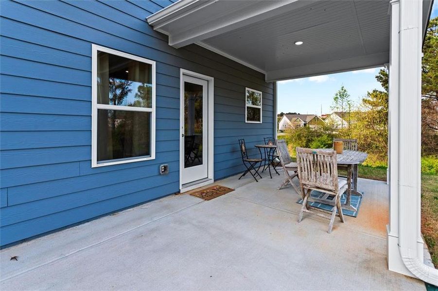 Exterior details and patio area of a home in Garrett Preserve, Hiram (Image 38).