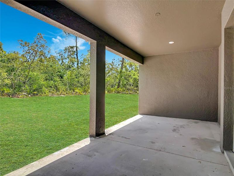 Exterior details and patio area of a home in , Eustis (Image 3).