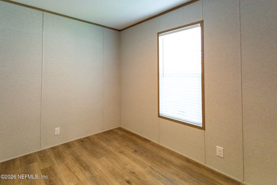 Spacious, unfurnished interior of a new home in , Jacksonville (Image 12).