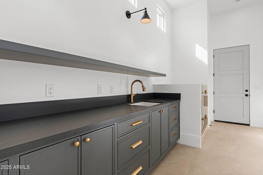 45-web-or-mls-10809-n-82nd-pl 45-web-or-mls-10809-n-82nd-pl