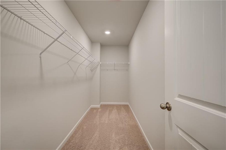 Spacious, unfurnished interior of a new home in Avery Landing, McDonough (Image 15).